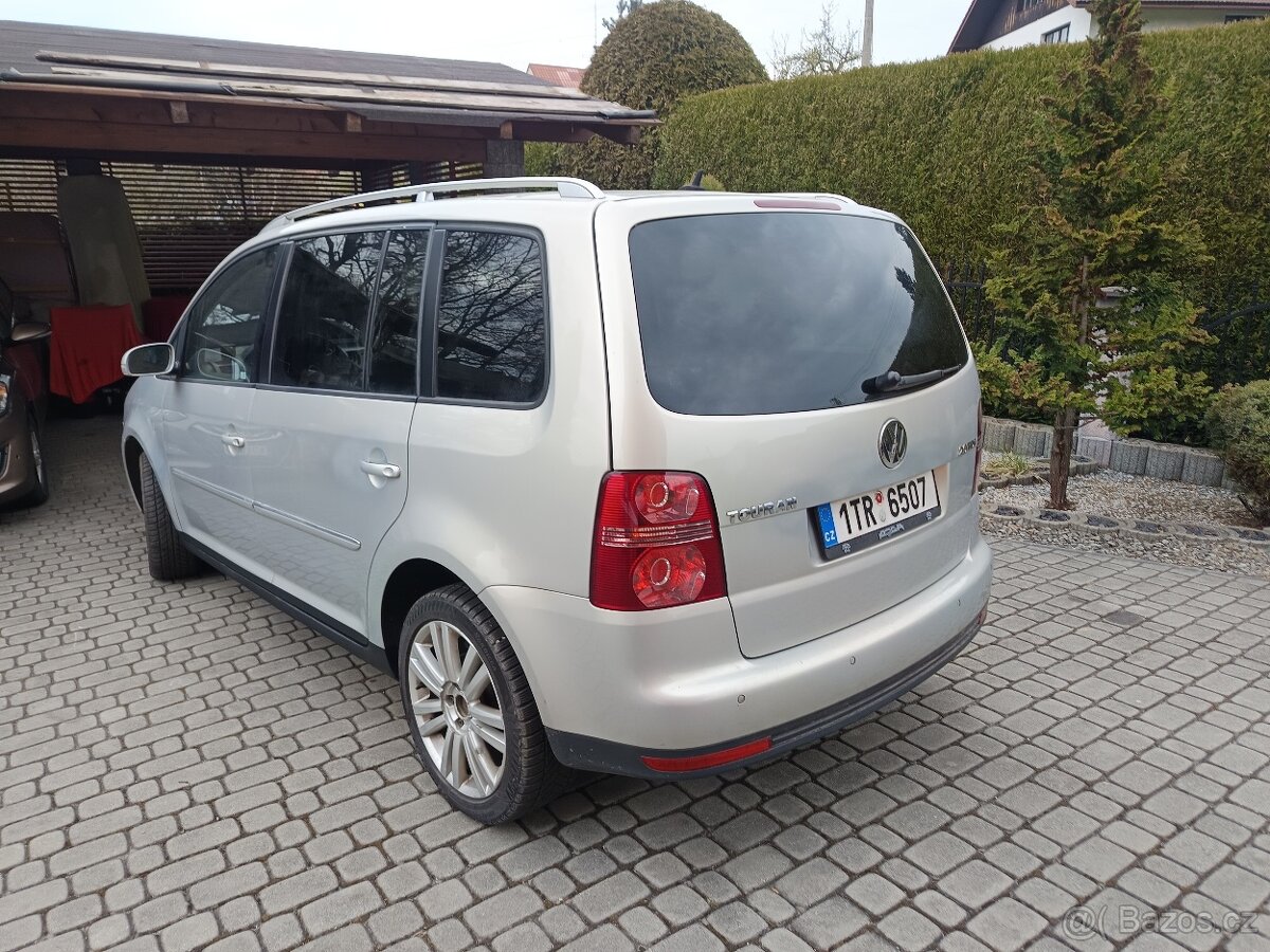 VW TOURAN 2.0 TDI ,103kW, 2009 - 2