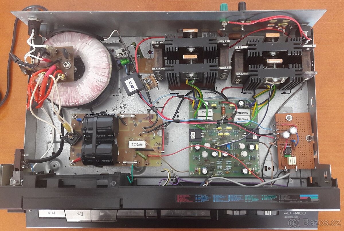 Zesilovač LeachAmp 200W - 2