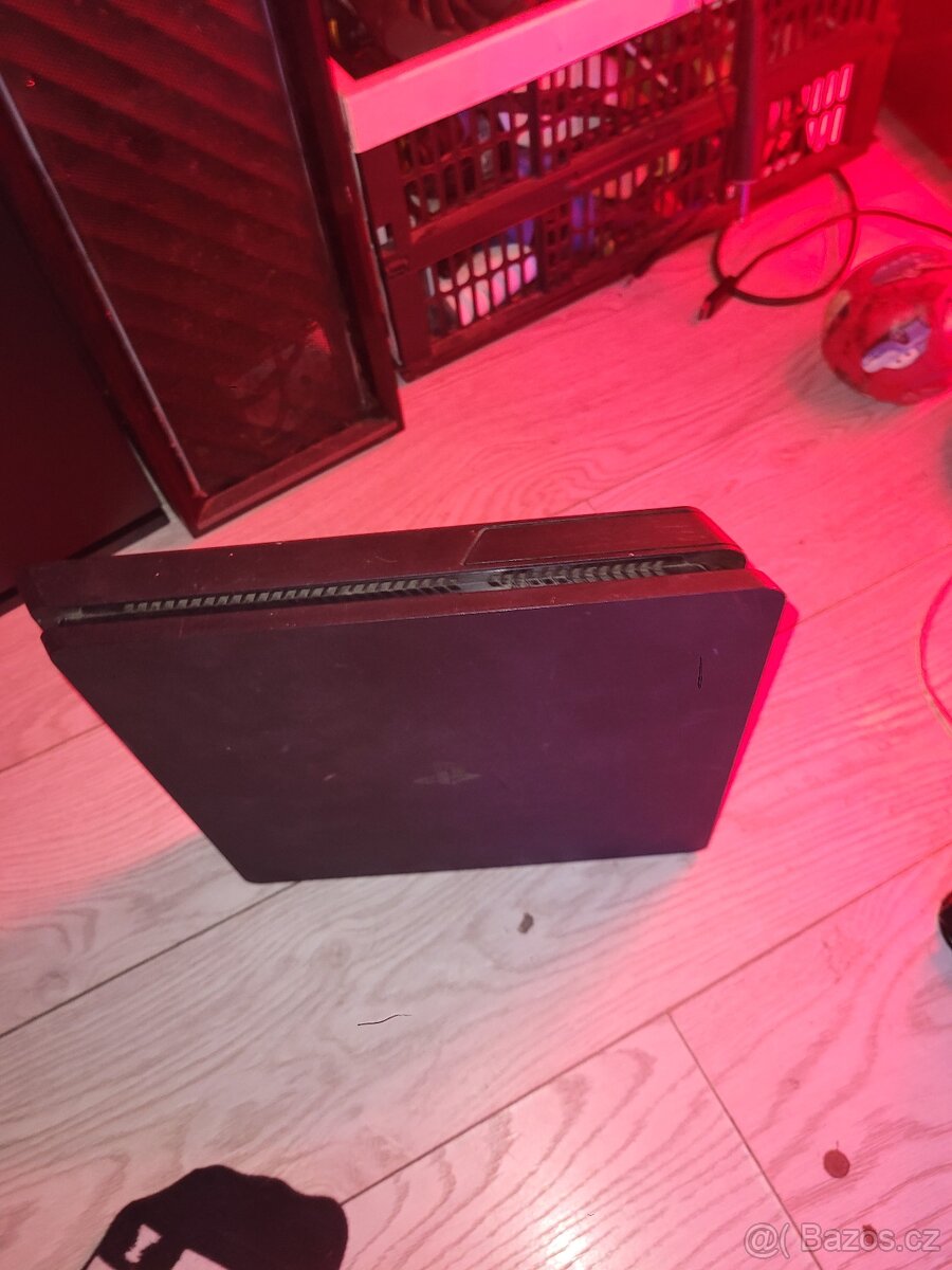 PS 5 Slim a PS 4 PRO - 2