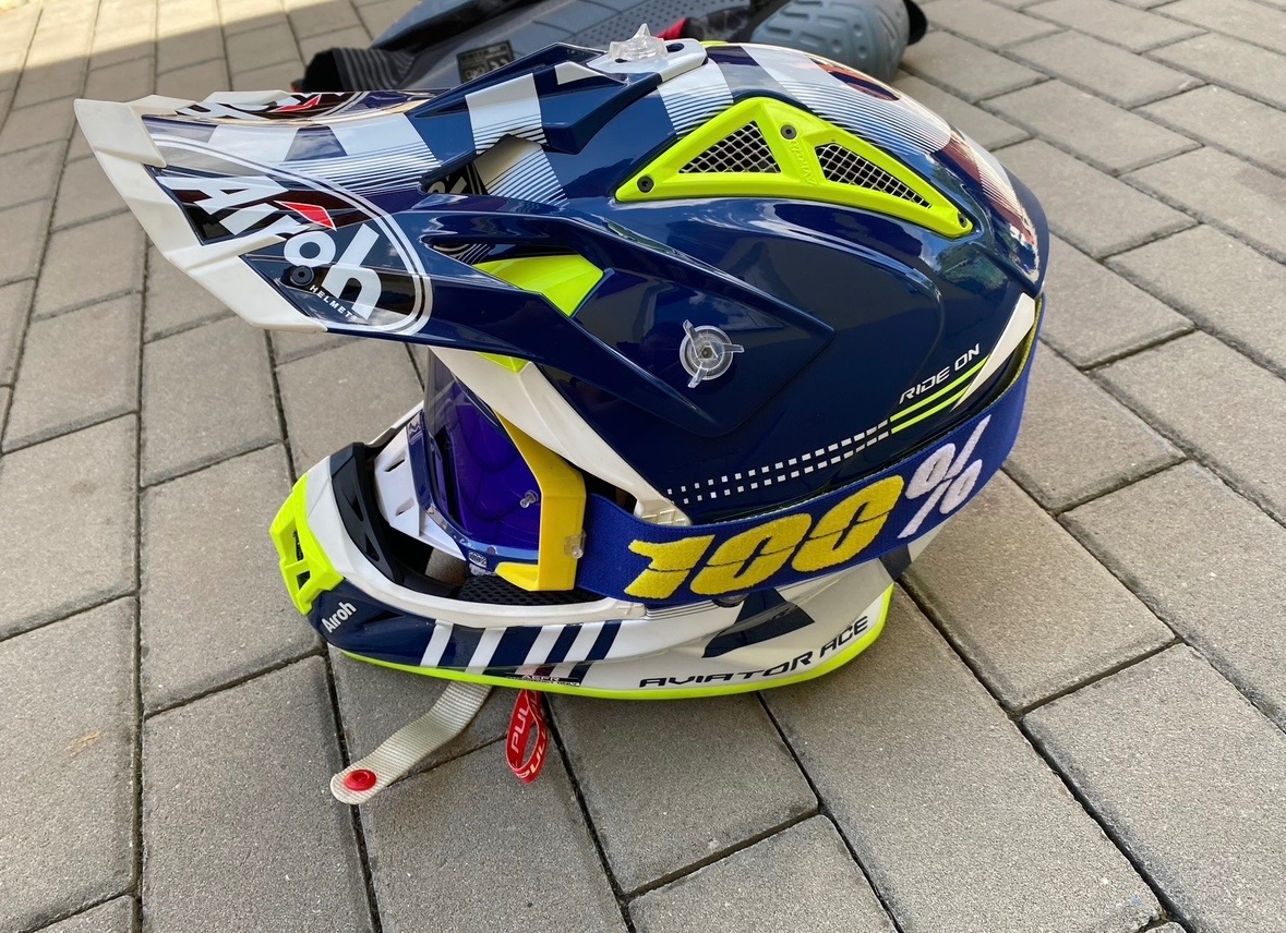 Motokrosová helma Airoh aviator - 2