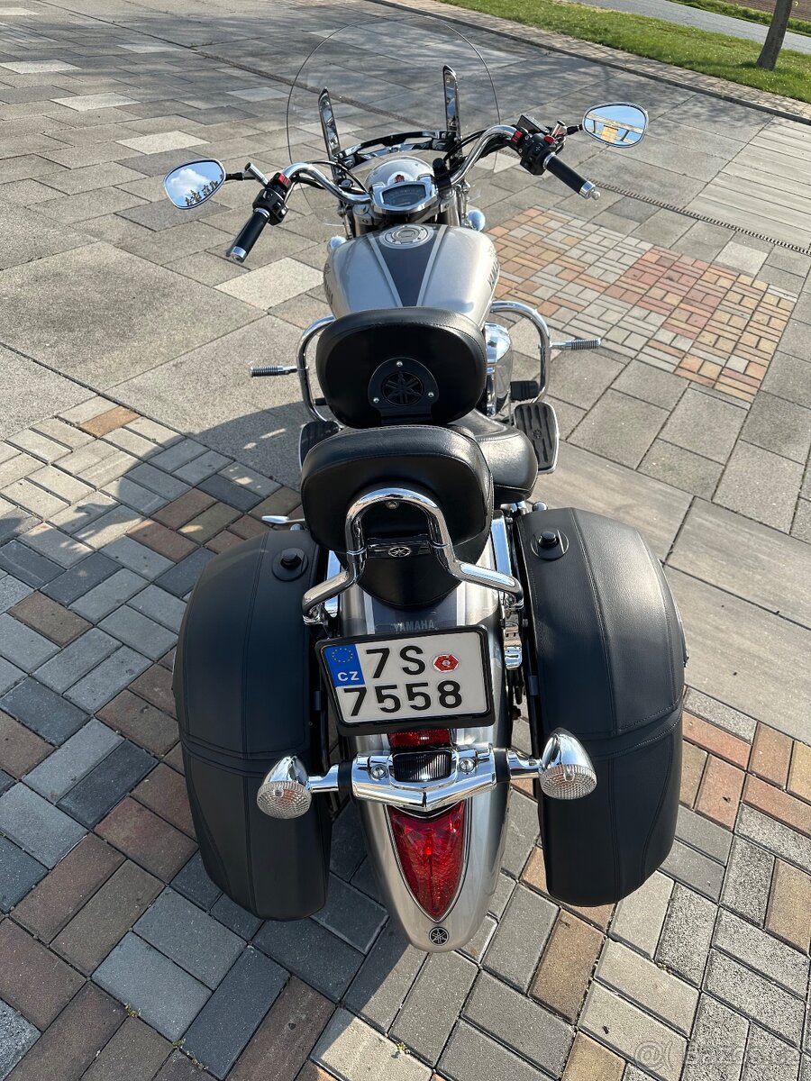 Yamaha XVS1300 Midnight Star - 2