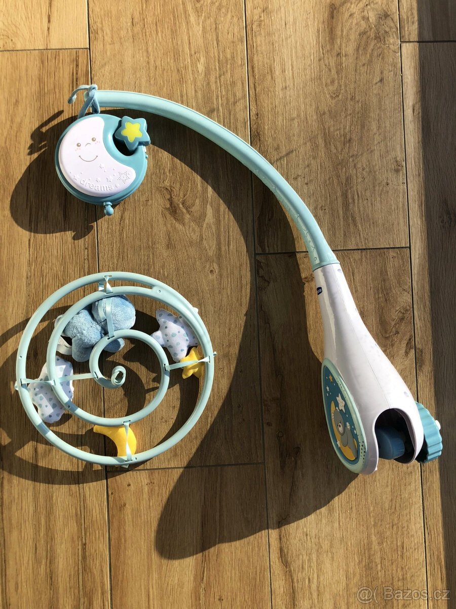 CHICCO kolotoč nad postýlku - modrý - 2