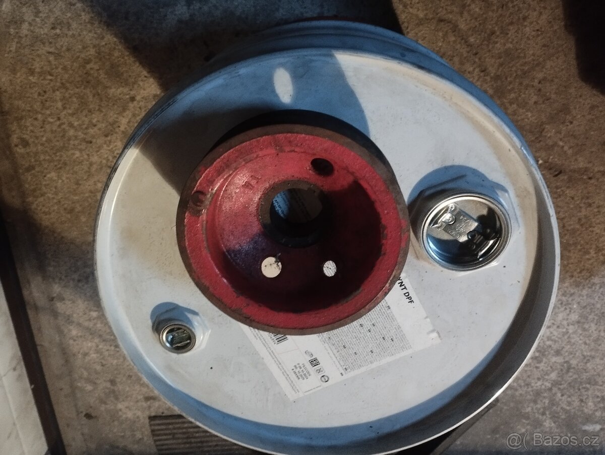 Řemenice na Tatra 603 - 2