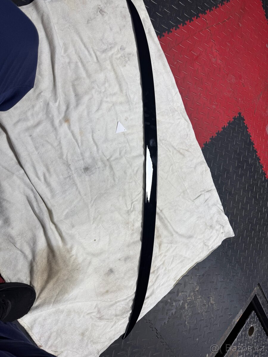 doplnky černý lesk na bmw g30 před face cena za vše 3500 - 2