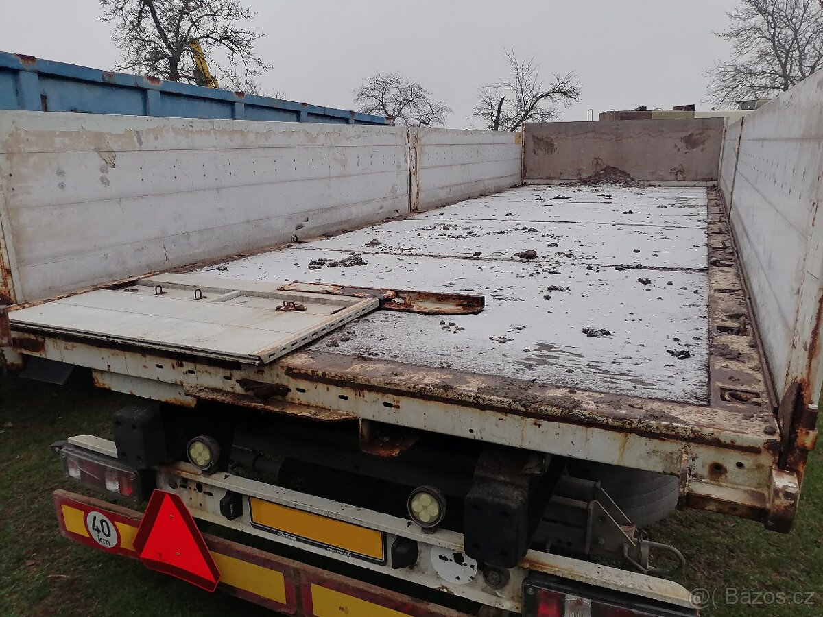 Traktorový přepravník balíků nebo stavební techniky - 2