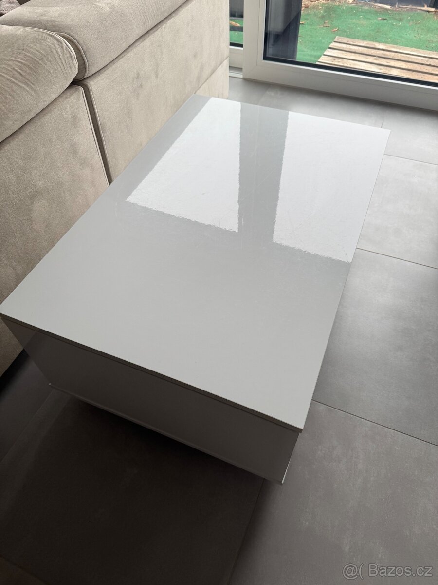 Konferenční stůl bílý lesk - 2