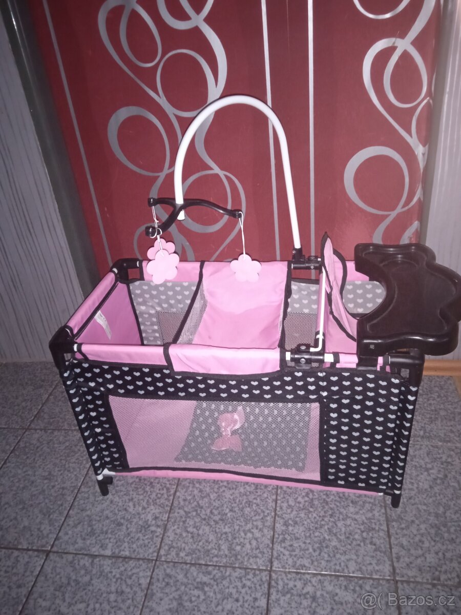 Postýlka pro panenky+přebalovací pult - 2
