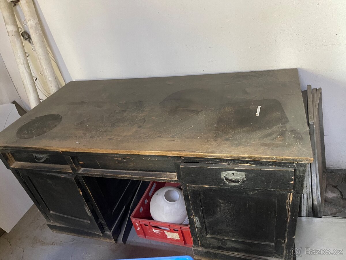 Starožitný stul - 2