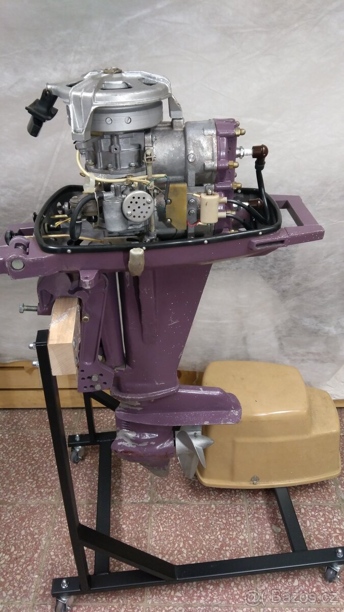 Lodní motor Moskva - 2