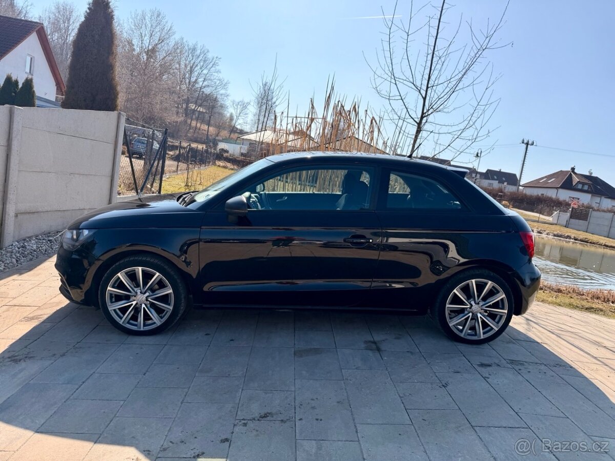 Audi A1 1.2 TFSI | 2012 | ČR | SERVIS | - 2