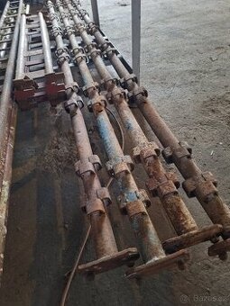 Vymenim 2ks stojek - 2