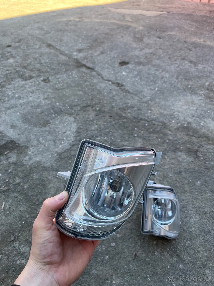 Přední světlomety do mlhy LEXUS IS250 - 2