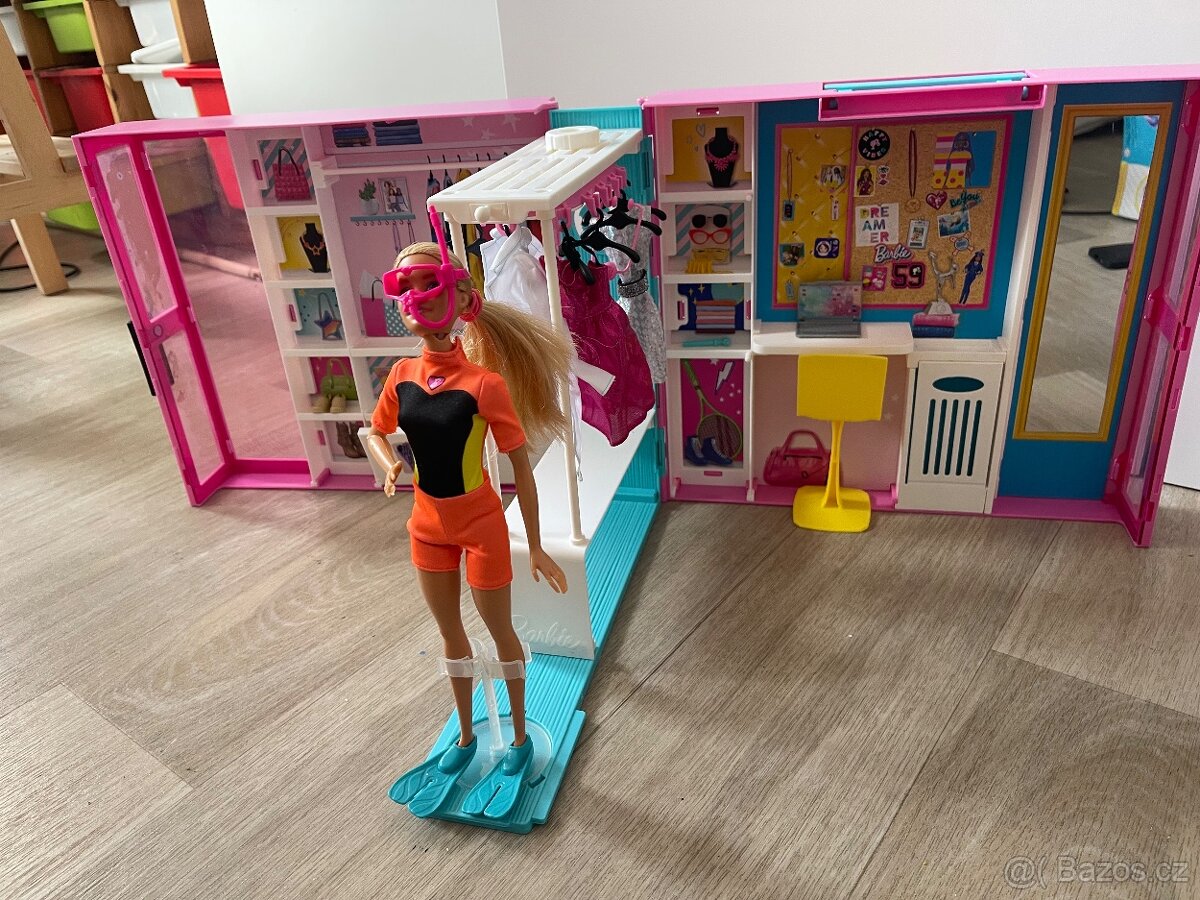 Barbie šatník - 2