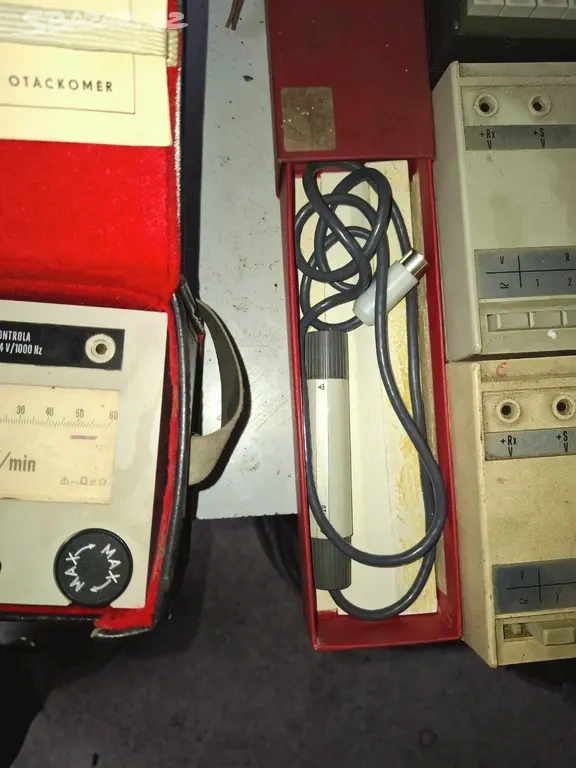 Měřící přístroje - 2