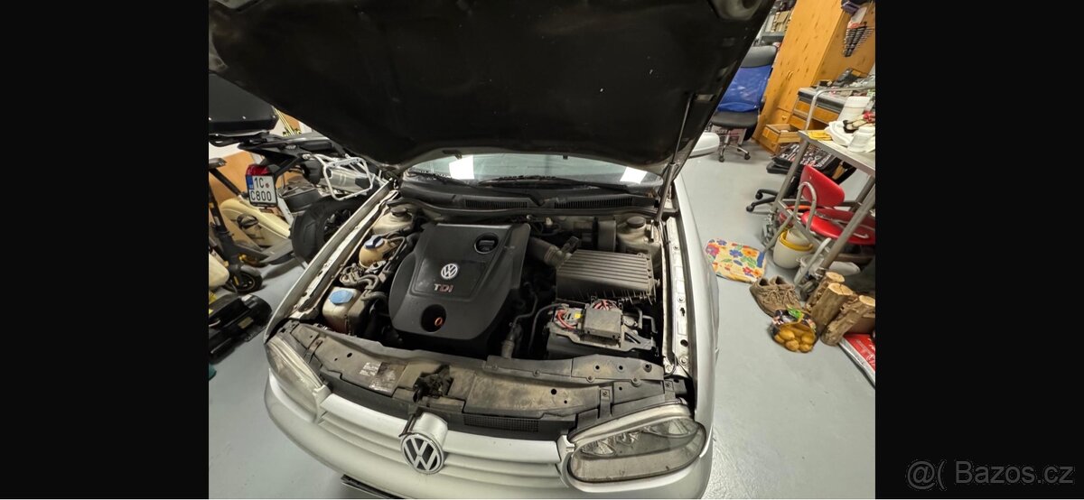 VW Golf 4 - 2