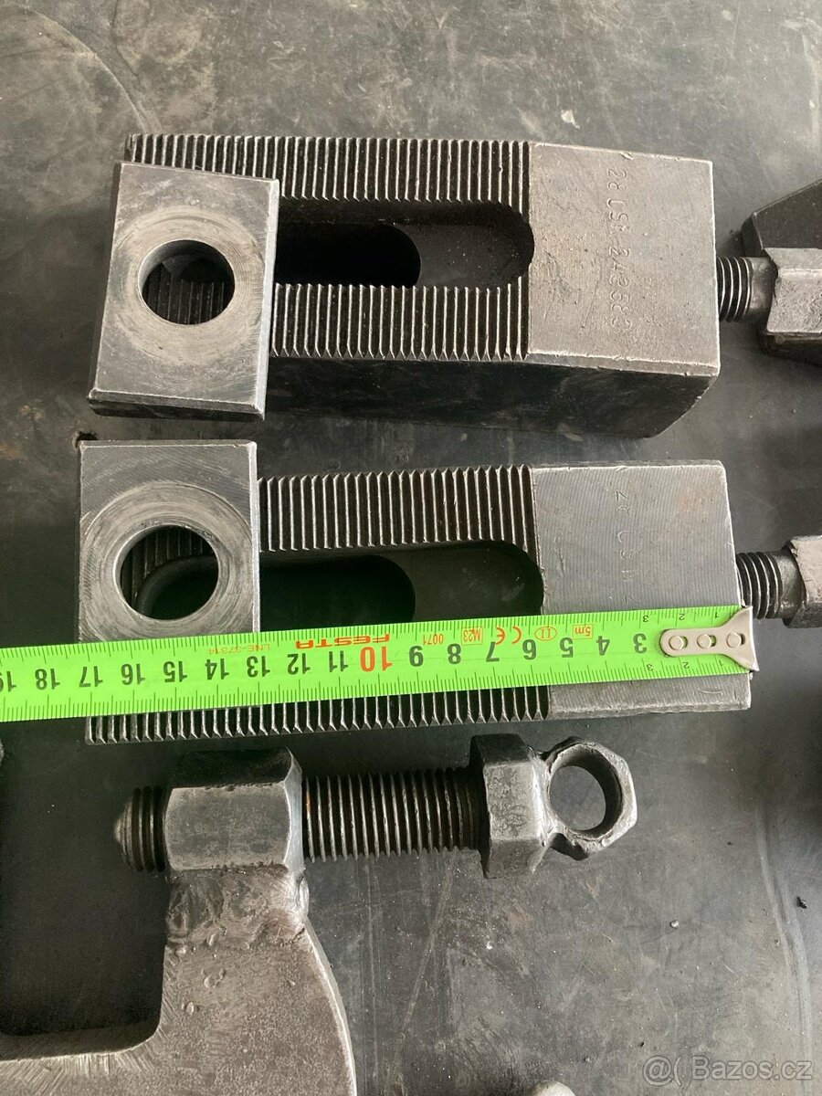 upínky - kameny - šrouby - 2