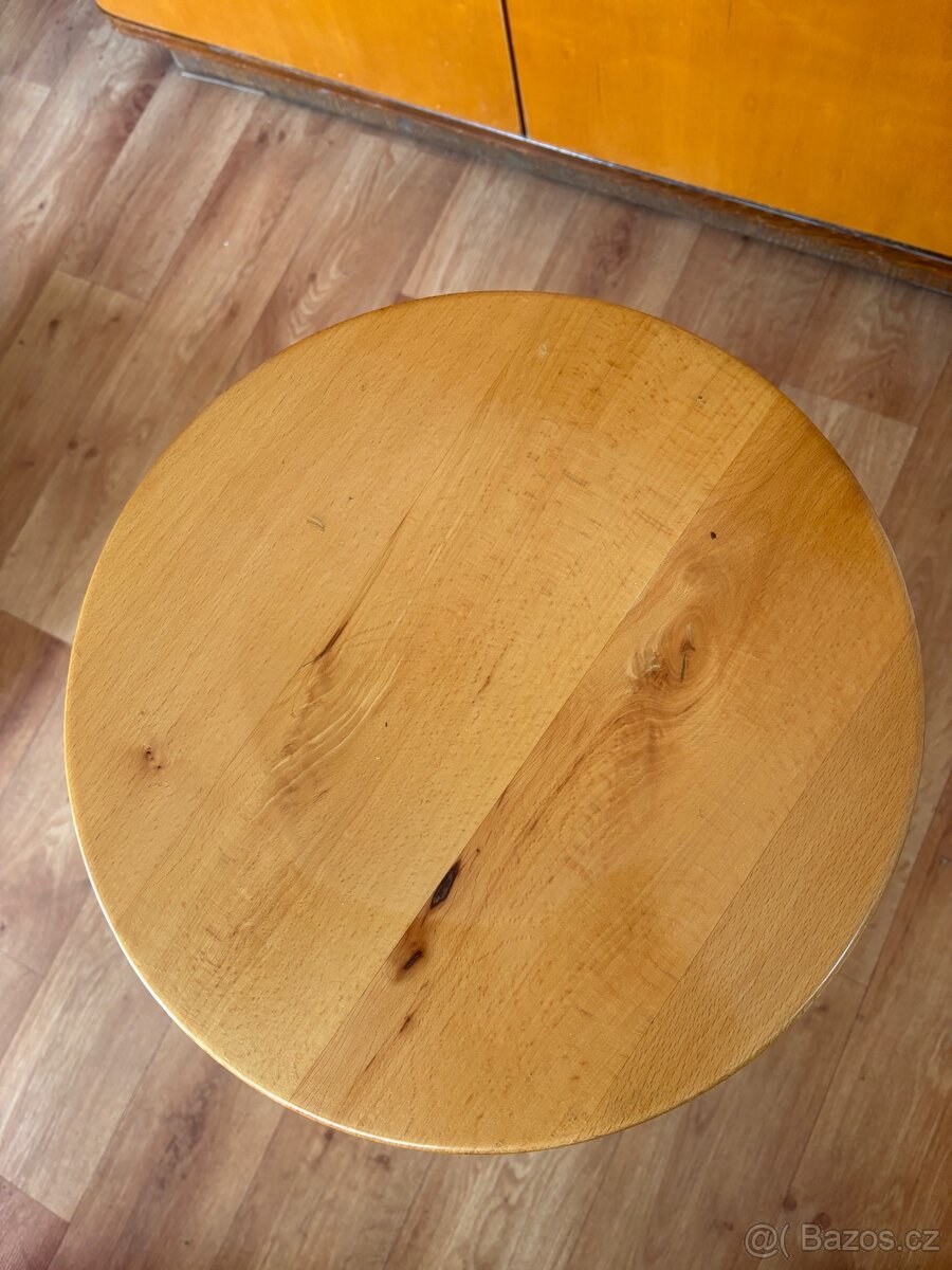 Otočná židlička - 2