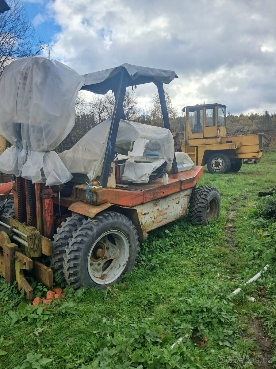 PRODEJ - terénní DESTA 3,5 t s otočí 180 ° - 2