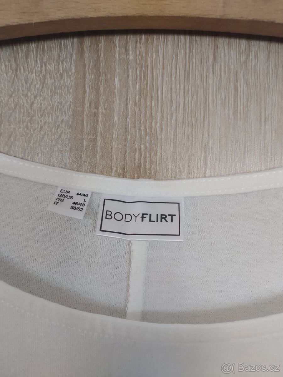 Halenka, tričko. Vel 44/46 - 2