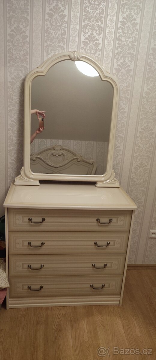 Ložnicová sestava - 2