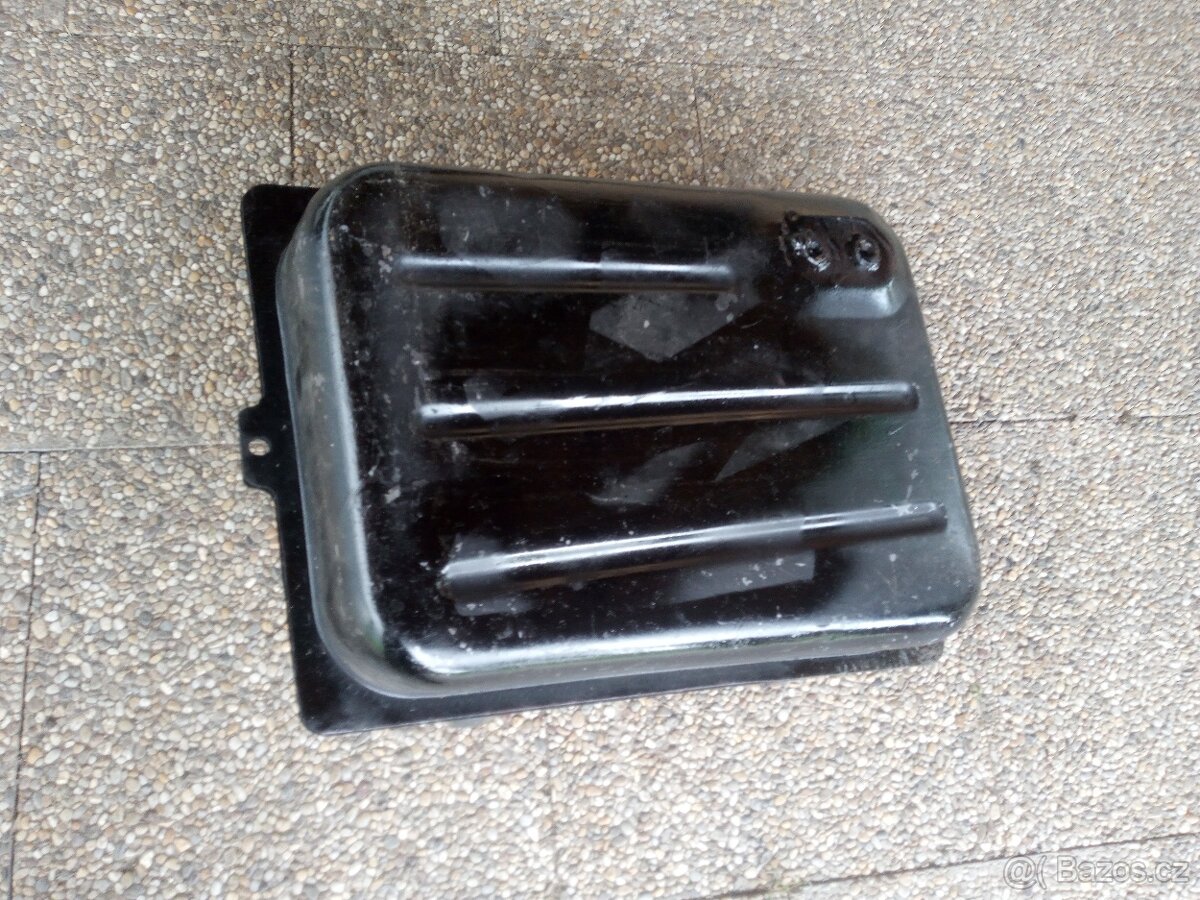 nádrž gaz 69,ne uaz 469 - 2