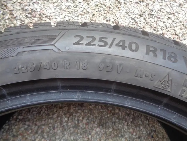 Barum polaris 5 225/40/18 + Matador Sibir snow - 2