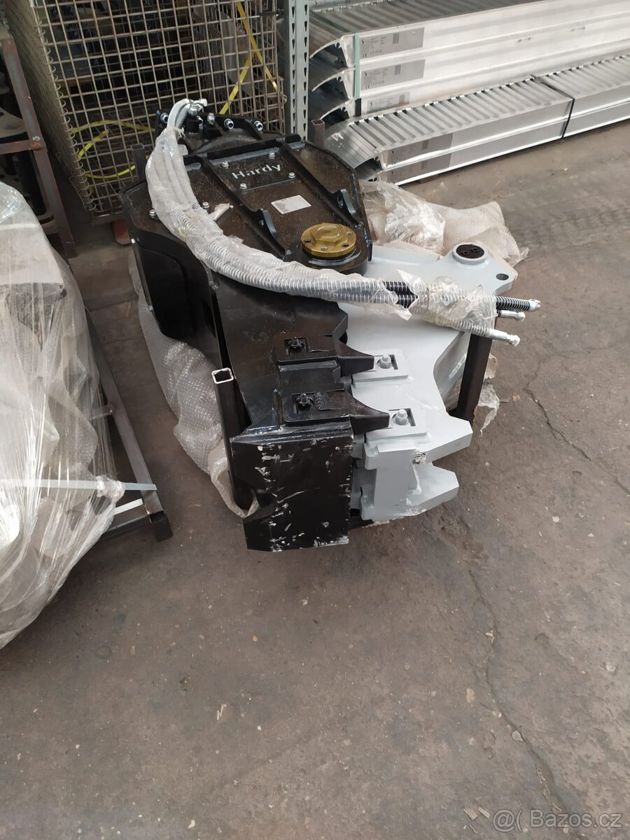 Demoliční, vydrcovací nůžky s otočí Hardy , 8-12t, - 2
