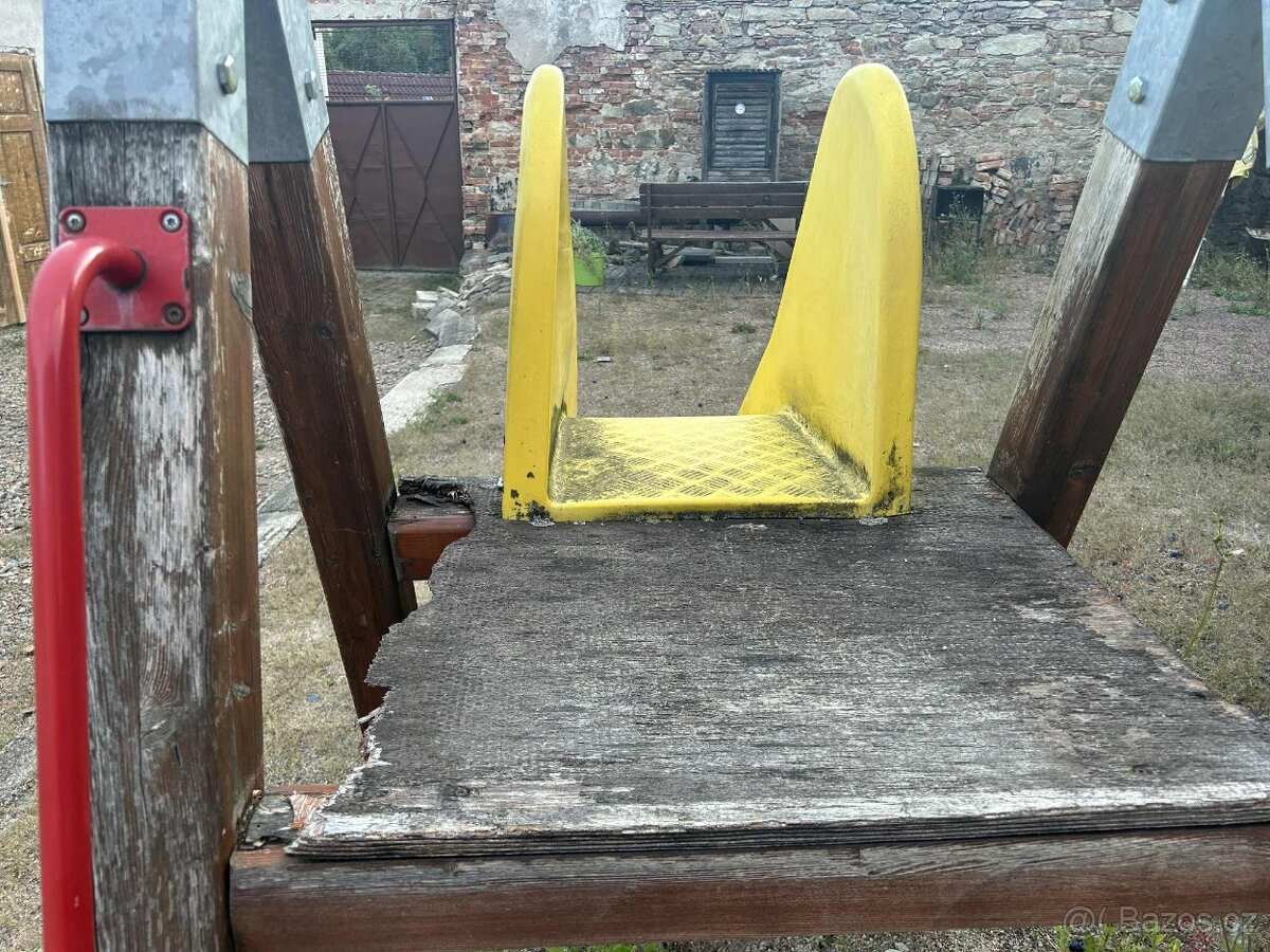 Dětské hřiště - 2