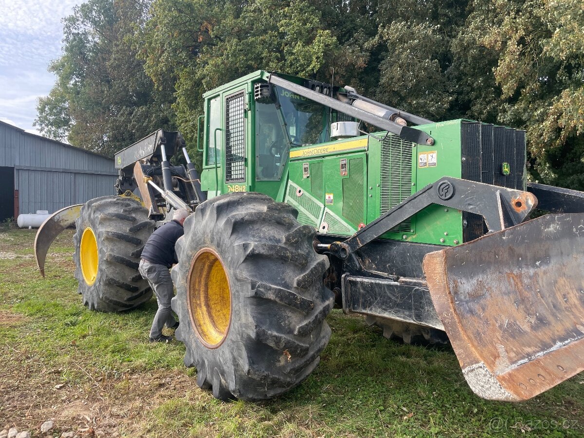 John Deere 748H II - 2