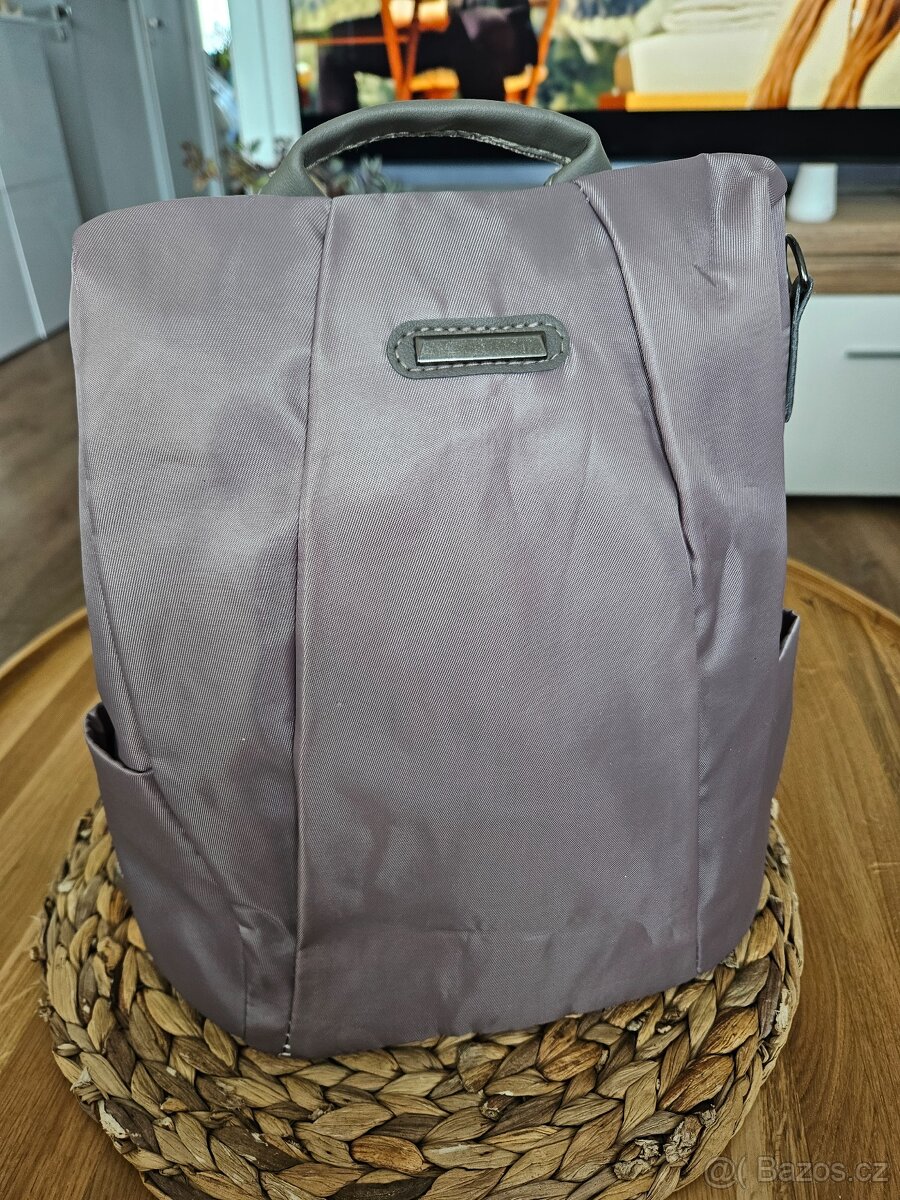 Nový batoh s "bezpečnostním" otevíráním - 2