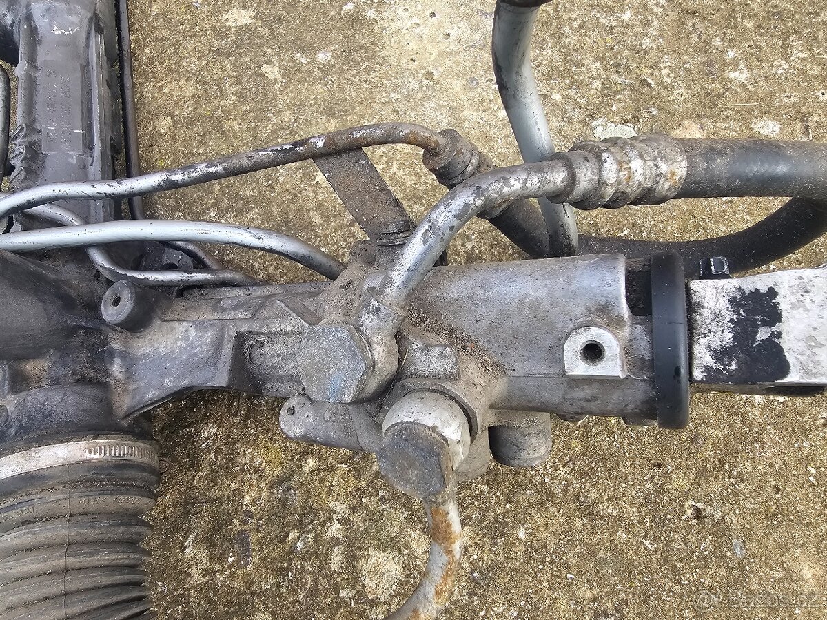 Servotronic hřebenové řízení BMW E60 E61 - 2