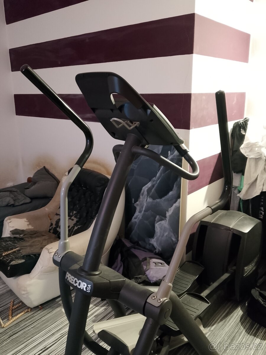 Eliptický trenažér - 2