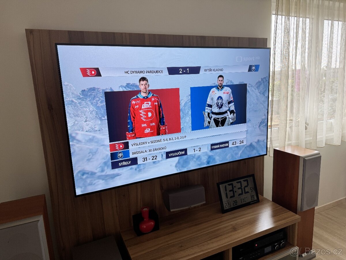 LG OLED 65” model B8 - 2