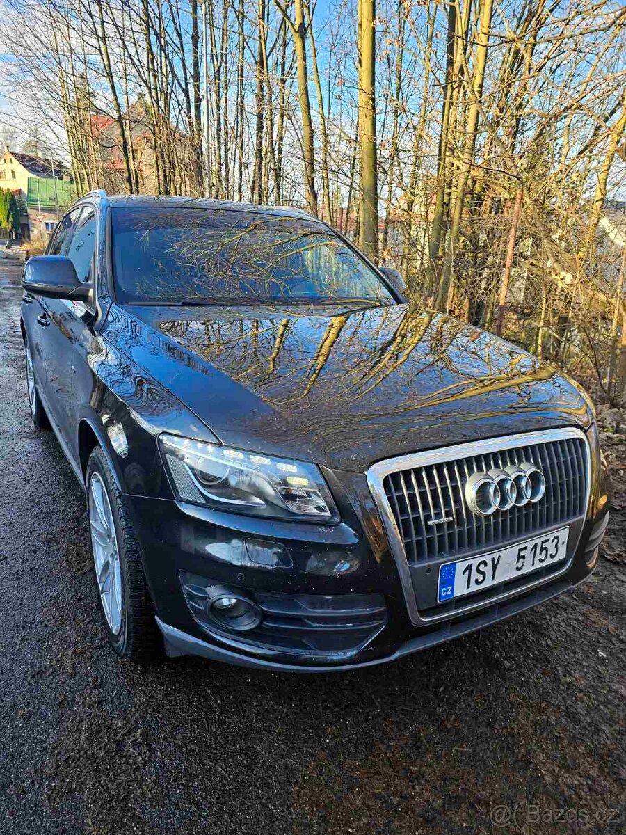 Audi Q5 2.0TFSi S-line - 2