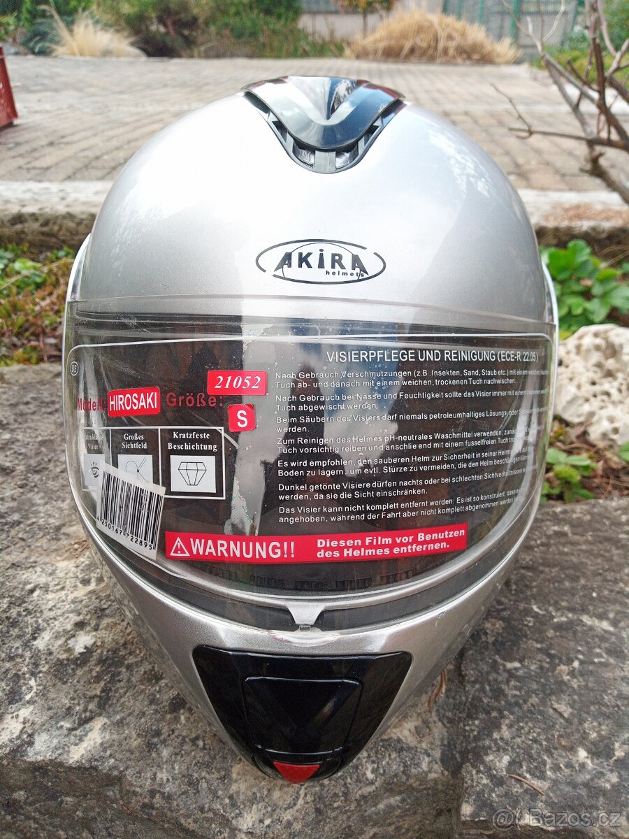 Motocyklová přilba, helma na motorku - 2