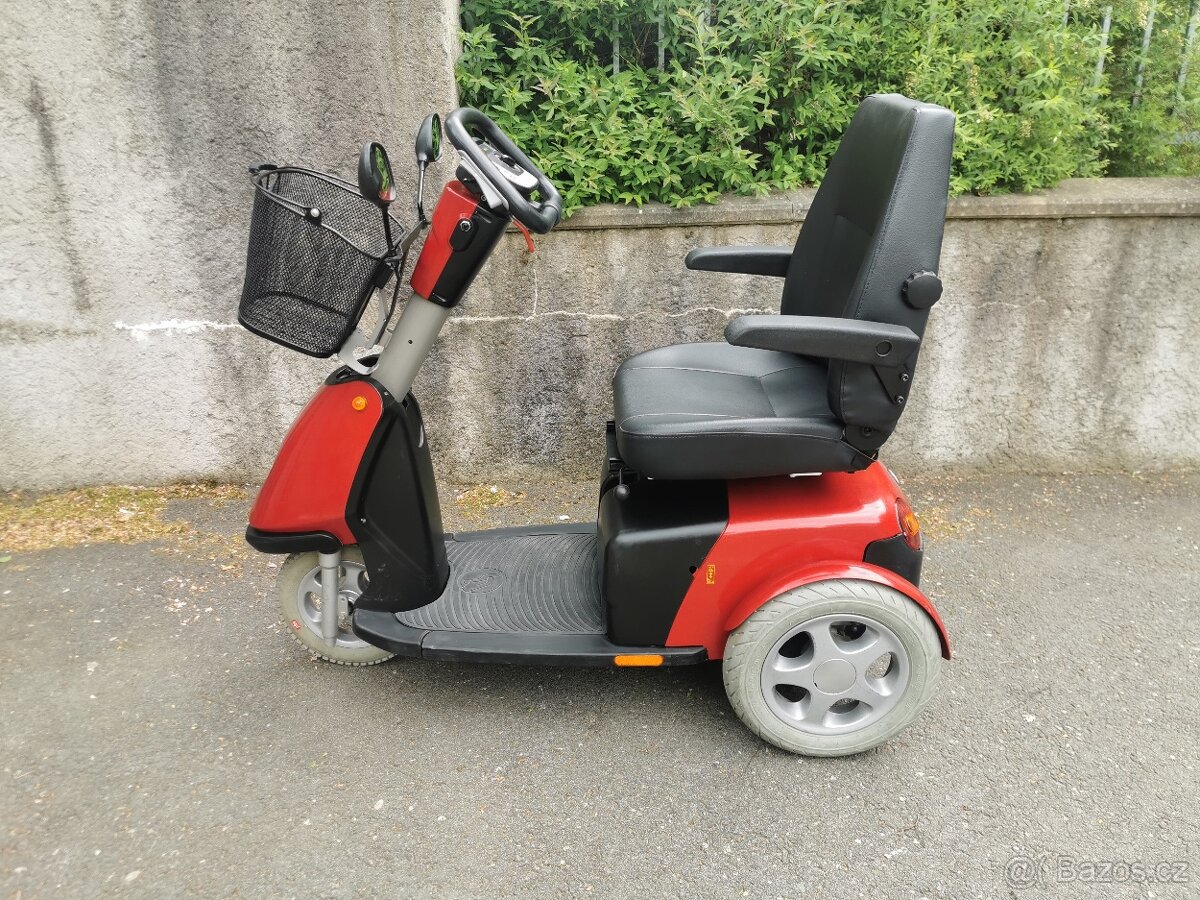 Elektrický skútr Trophy Booster 6 - 2