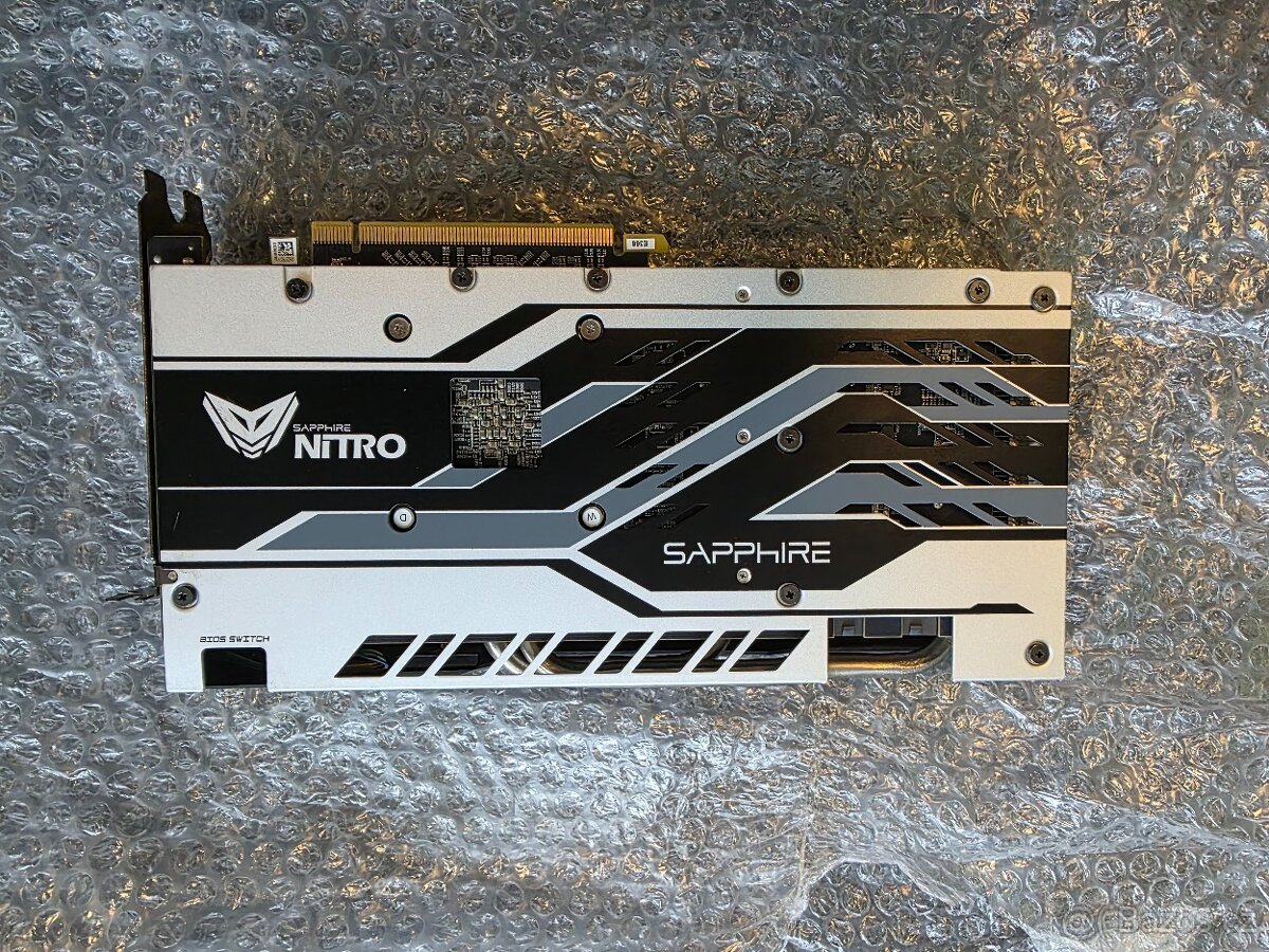 Sapphire NITRO+ Radeon RX 580 4GB GDDR5 - 2