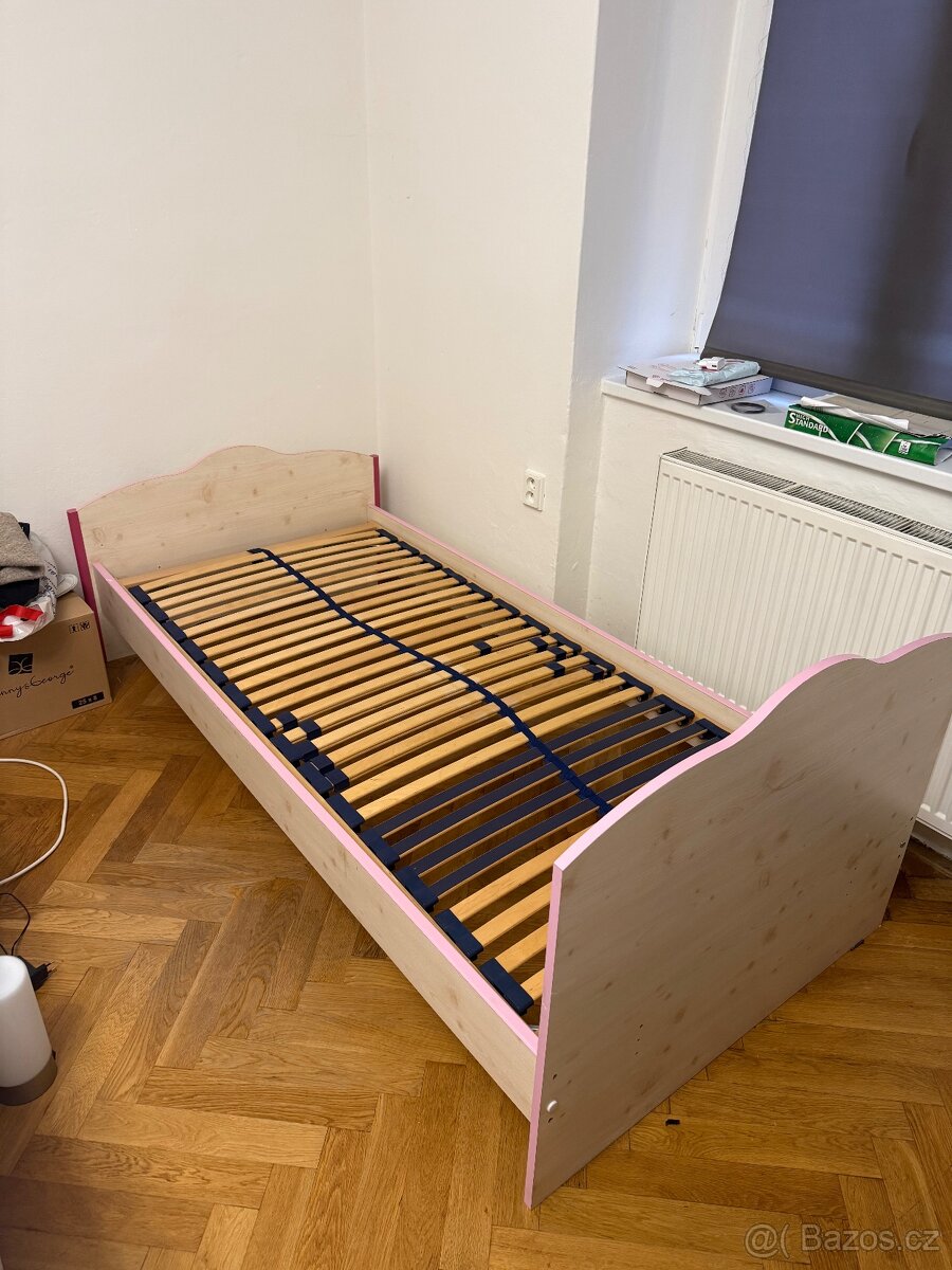 Postel 90x200, lamelový rošt, matrace - 2