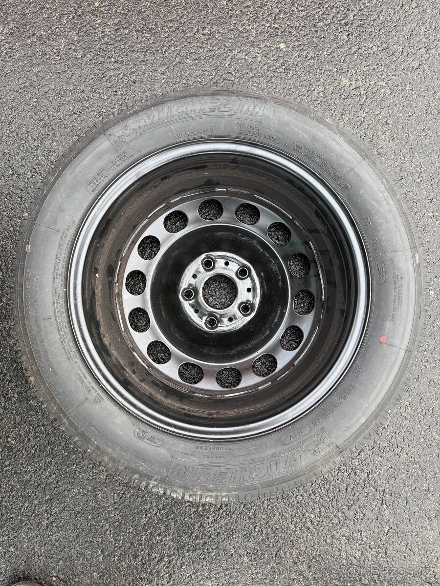 Plnohodnotné rezervní kolo Škoda/VW/AUDI/SEAT + nářadí - 2