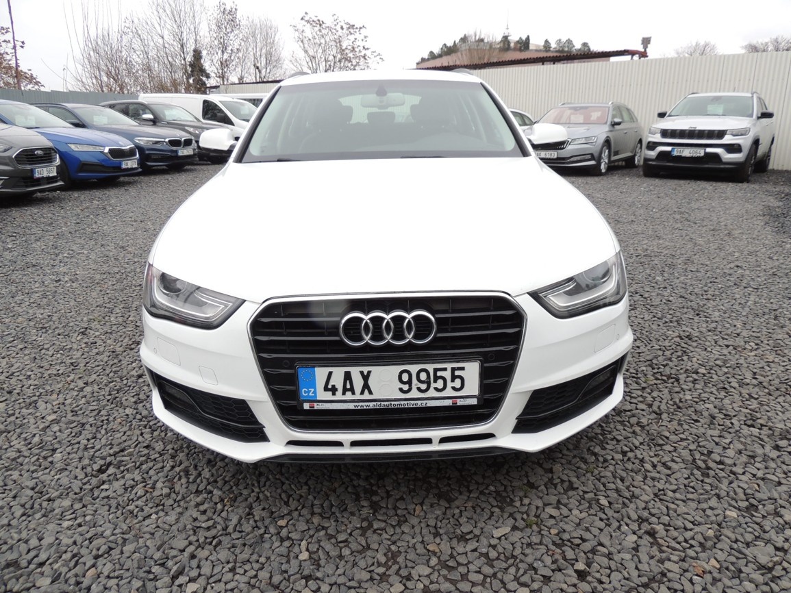 Audi A4 Combi 2.0TDi,110kw,DSG,S-Line,2015,ČR,-21%DPH - 2