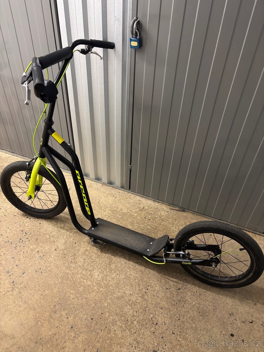 Kolobezka GRAVITY - 2