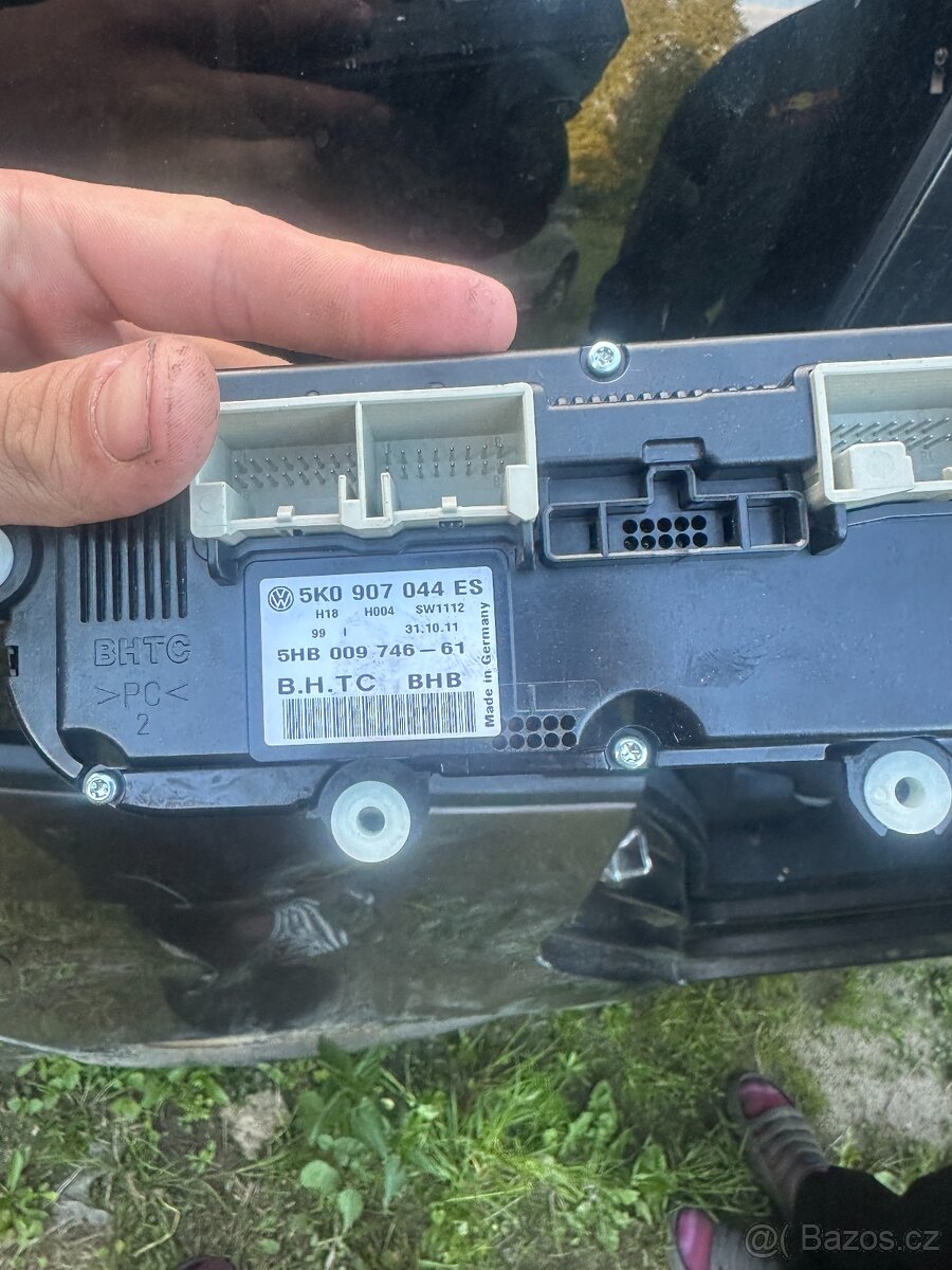 Prodám ovládání climatronicu Vw touran - 2