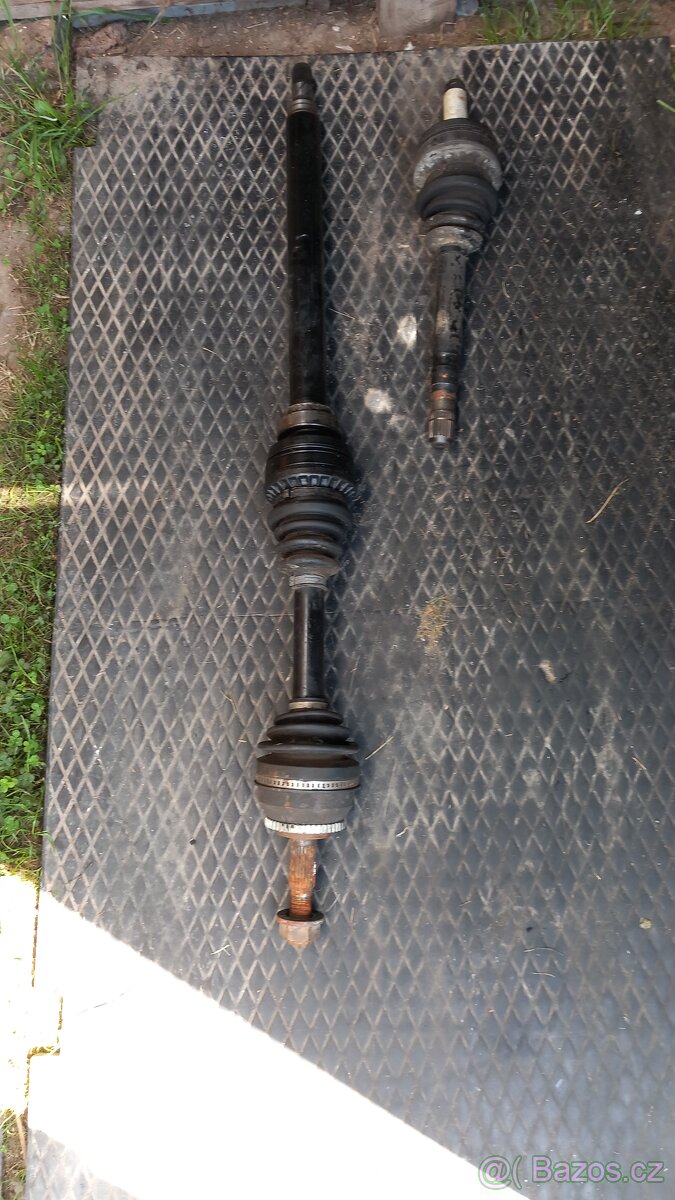 Volvo v70 2.5 tdi 103kw - 2