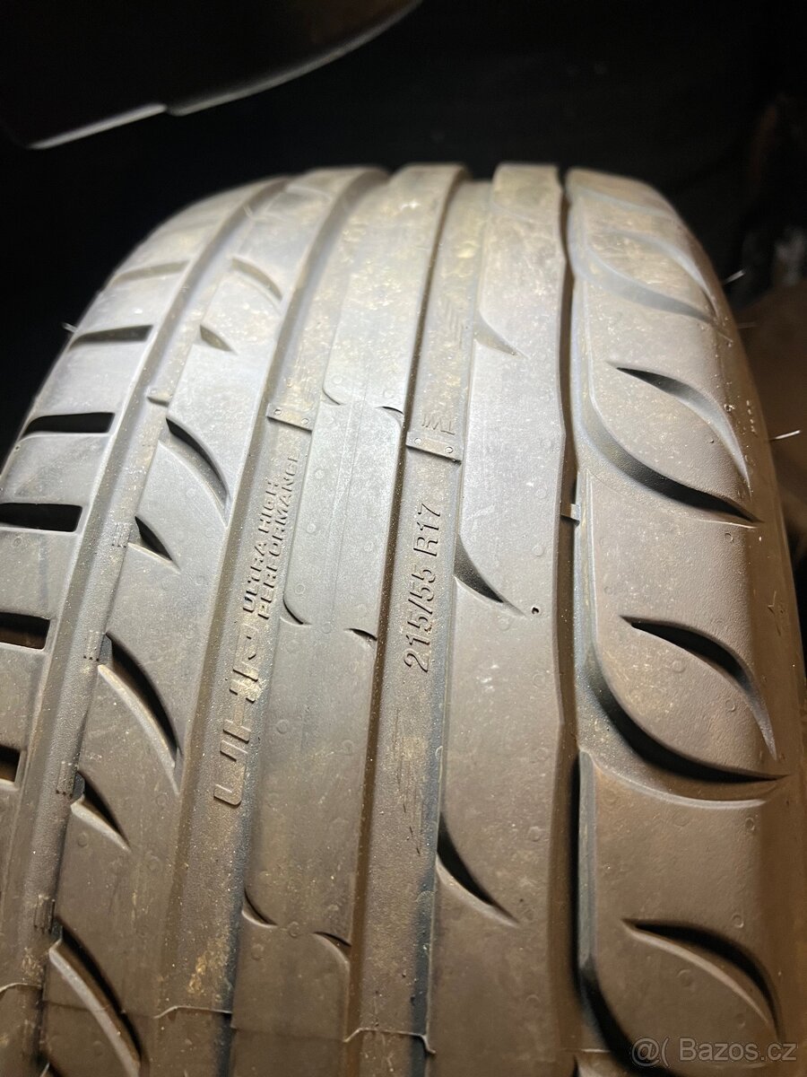 215/55 R17 94V Passat - 2