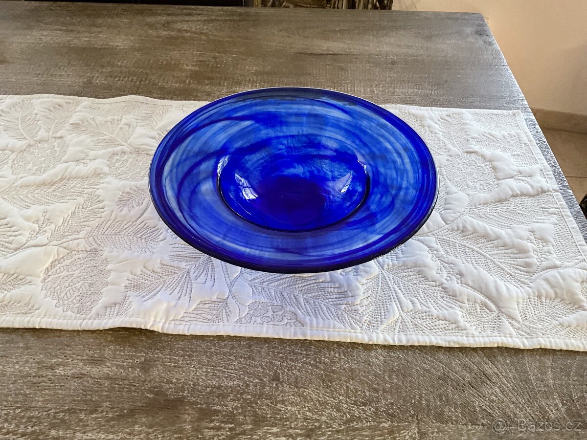 Skleněné talíře 400,-Kč - 2