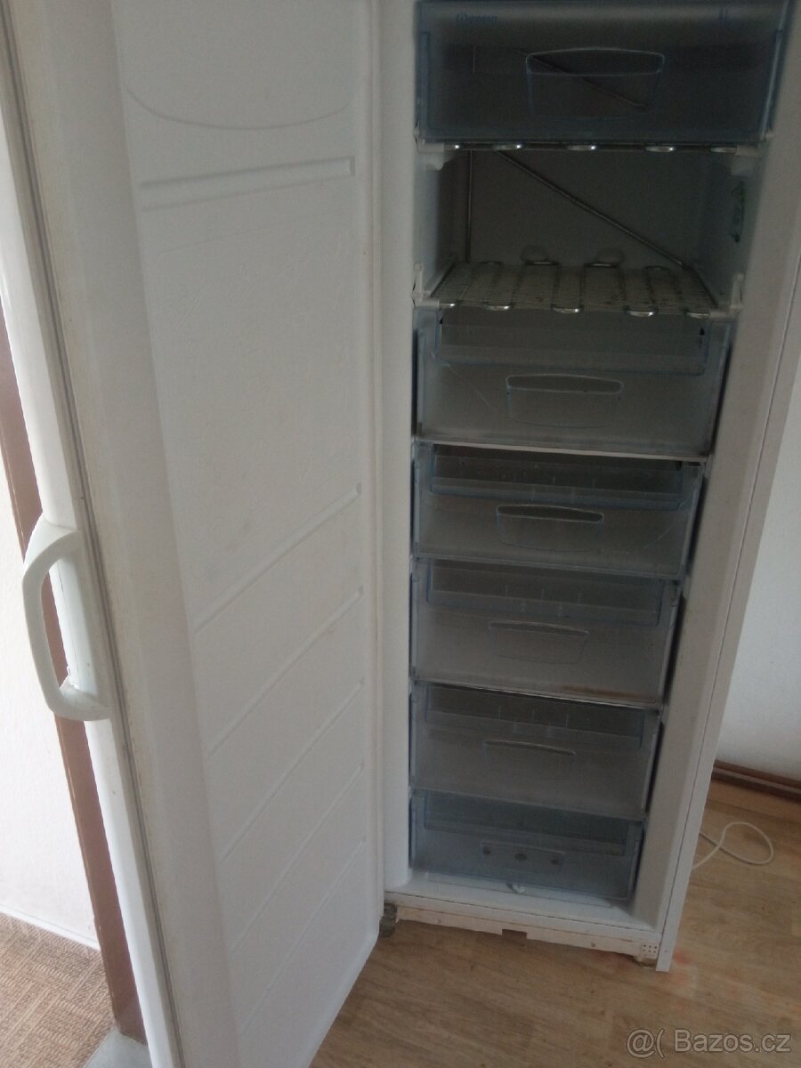Prodám mrazák - 2