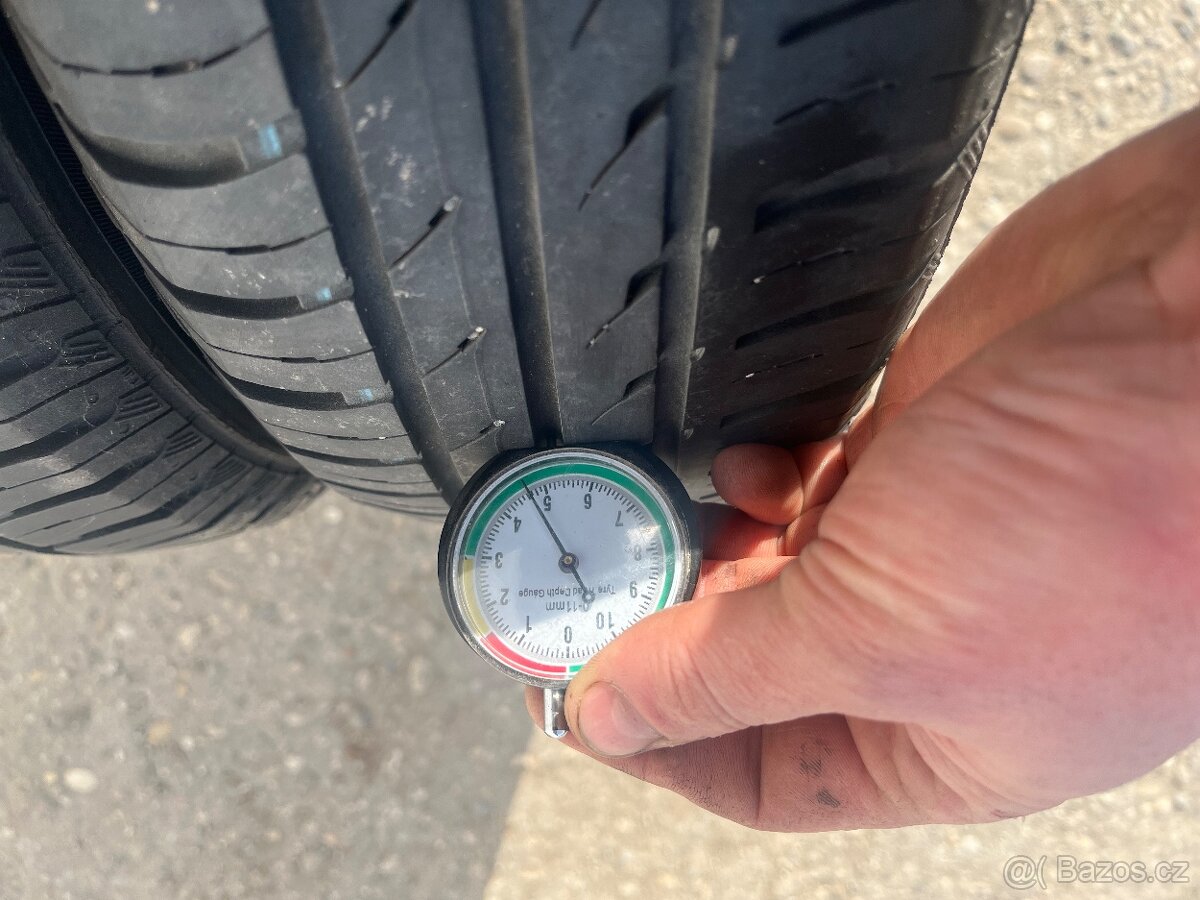 Pneu 165/70/14 - 2