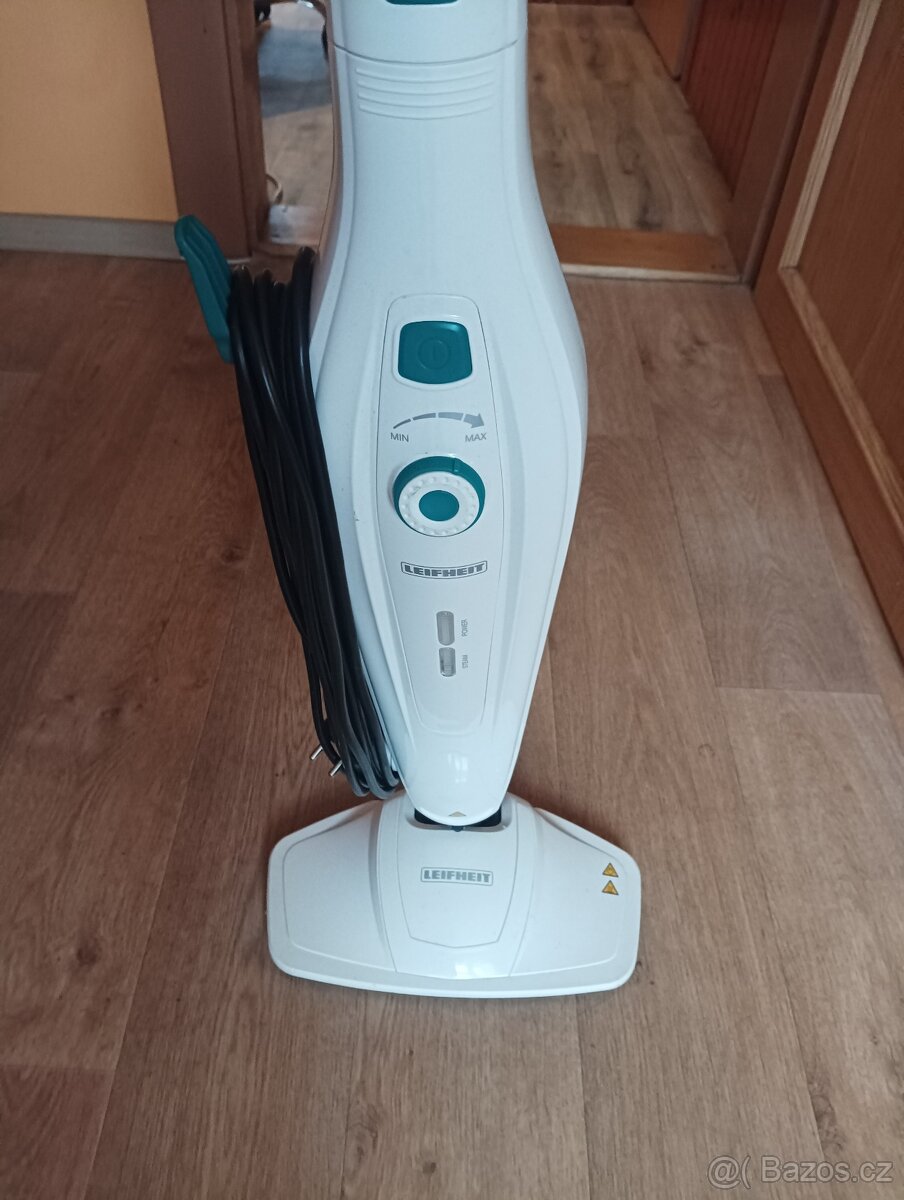 PARNÍ ČISTIČ Leifheit Clean - 2