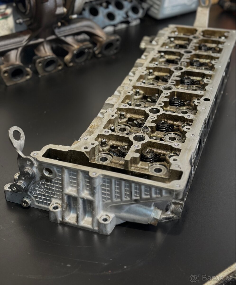 HLAVA MOTORU - 2