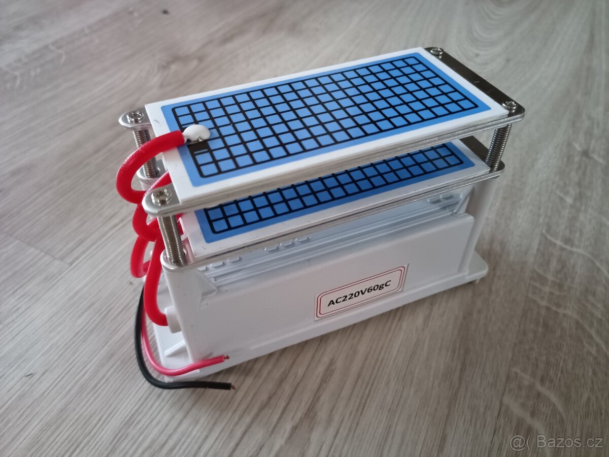 Generátor ozónu s vysokým výkonem O3 - 60g / hod - 2